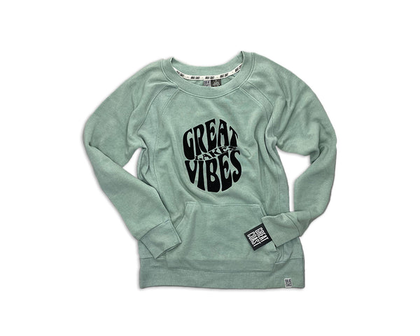 WOMENS CREW/ POCKET- GREENSTONE- GREAT LAKES VIBE